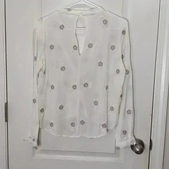 The room Women's Blouse with Embroidery - Picture 2 of 9